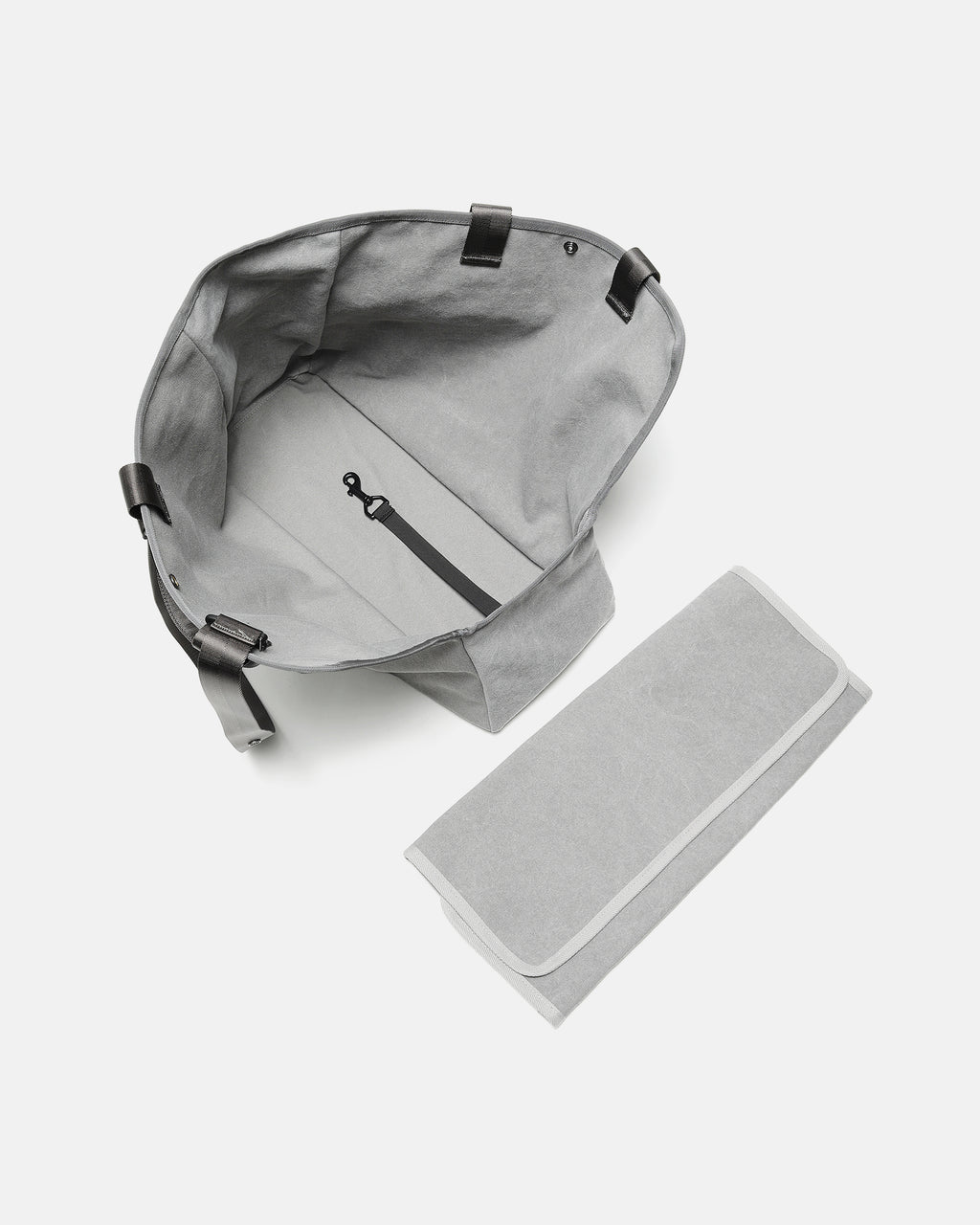 DSPTCH x Blue Paws Pet Carryall