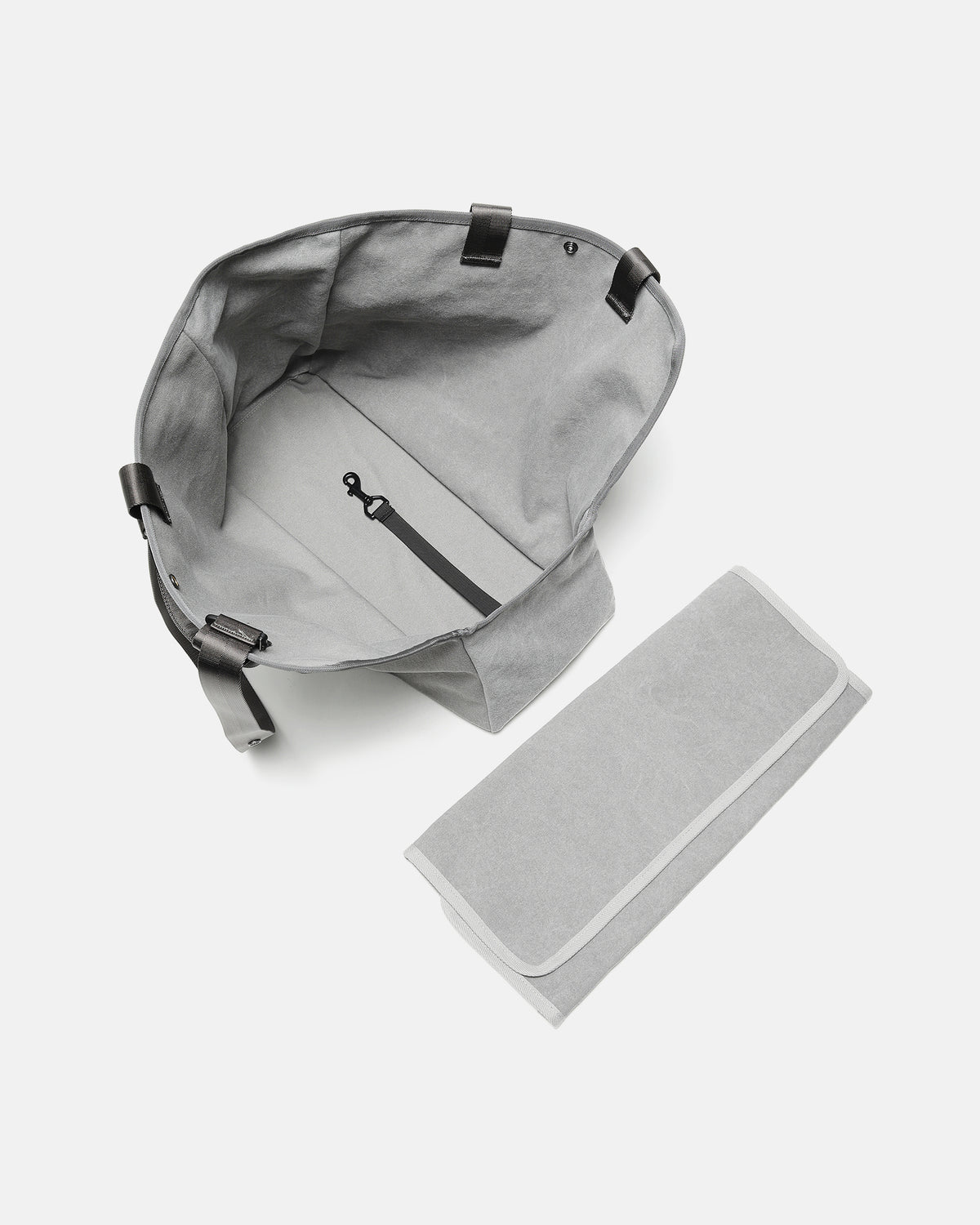 DSPTCH x Blue Paws Pet Carryall